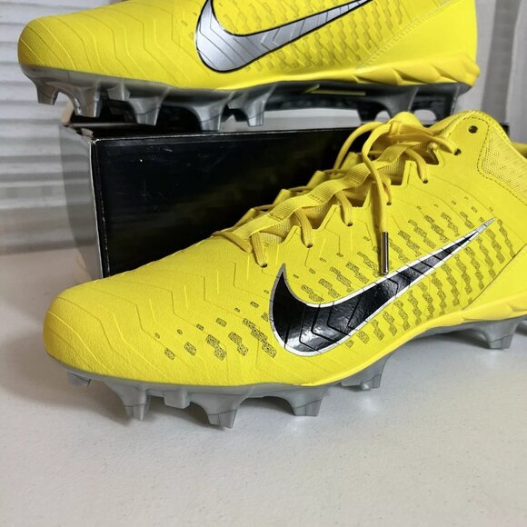 Nike Alpha Menace Pro 2 Oregon Ducks PE Mens Size 15 Wide Yellow Football Cleats main image 7